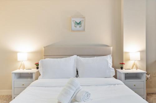 Stunning Panoramas 1-Bedroom Deluxe Central Pittsburgh in Pittsburgh, USA