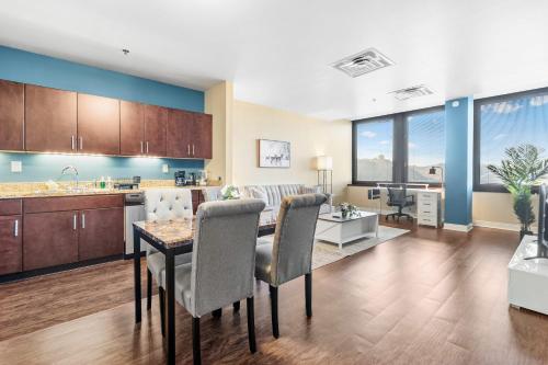 Luxury High Rise 1BD River Views Downtown Pittsburgh in Pittsburgh, USA