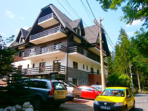 Hotel Silvia Apart Sinaia - Accommodation