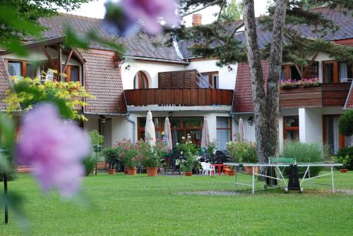  Kentaur, Pension in Siófok