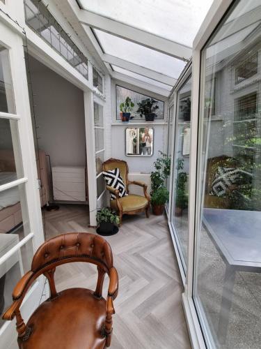 Apartment with garden near Kralinge Plas