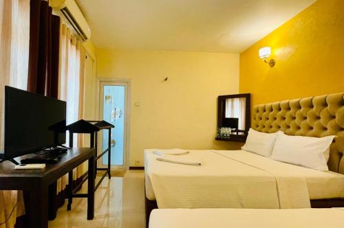 Forever City Hotel in Kalalgoda