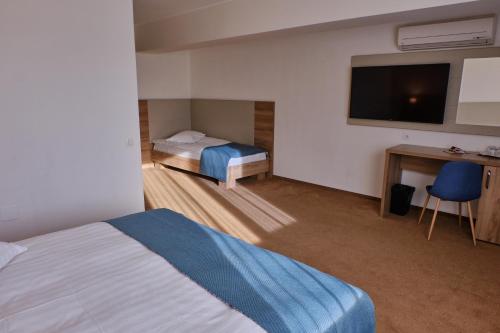 Hotel Regal - image 6