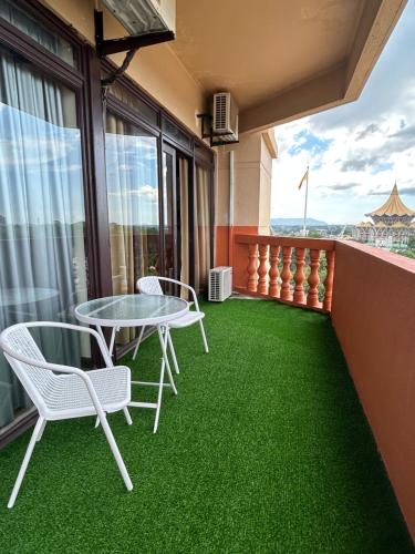 Level 12 Riverbank suites 2BR RiverView - Tap to explore photos