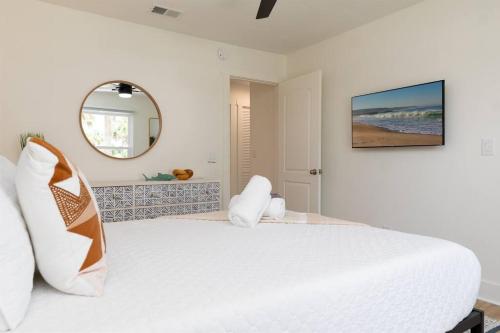 Be a Nomad - Newly renovated - 4 blocks to beach in Jacksonville Beach, USA