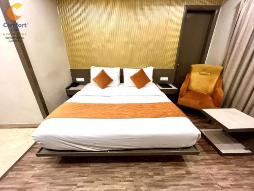 Double Room image 7