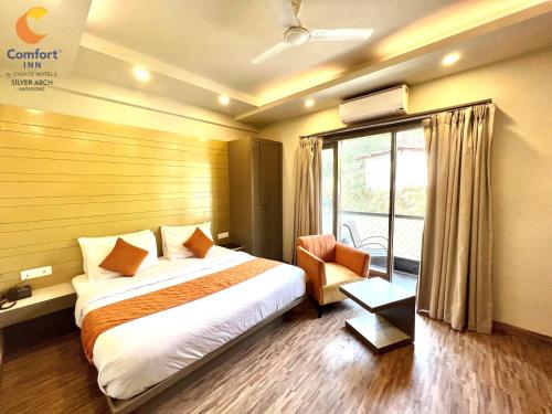 Double Room image 5