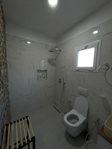 Comfort Triple Room image 2