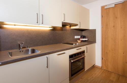 Apart Falkner - image 11
