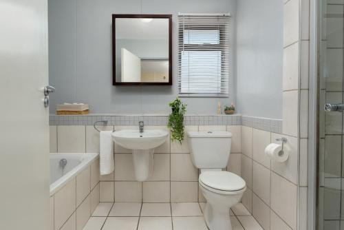 Knightsbridge W404 - image 7