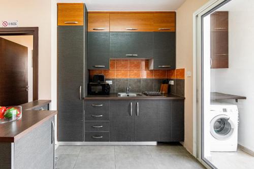 Steni Views Apartment by Ezoria Villas Steni Views Apartment by Ezoria Villas