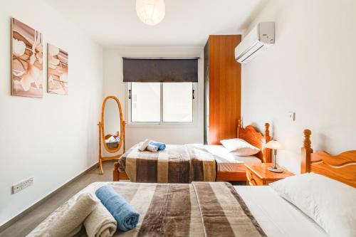 Steni Views Apartment by Ezoria Villas Steni Views Apartment by Ezoria Villas