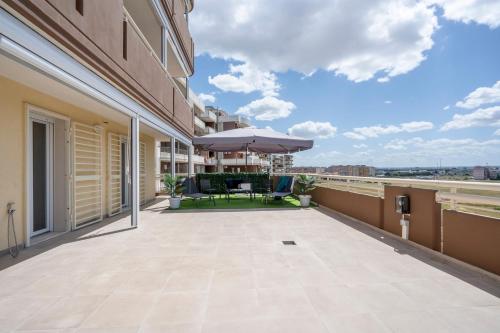 Balcony/terrace, White Horizon in San Paolo