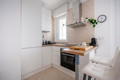 Kitchen, White Horizon in San Paolo