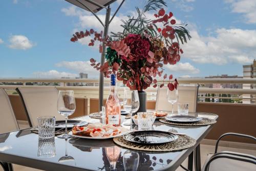 Balcony/terrace, White Horizon in San Paolo