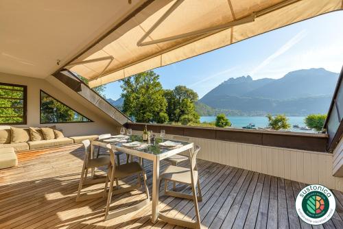 Loft Evasion, Private beach and Pontoon-Terrasse XXL- LLA Selections by Location lac Annecy - Location saisonnière - Duingt