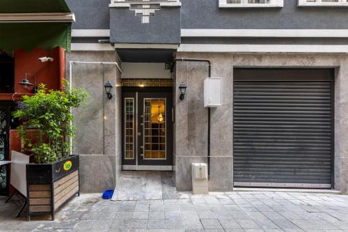 Two Bedroom Flat with Pool Breakfast Included - image 8