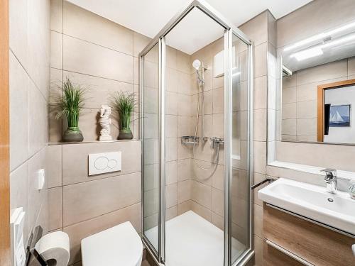 Apartment image 3
