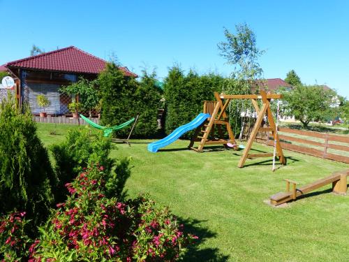 Kert, Penzion Říše (Penzion Rise) in Domanin