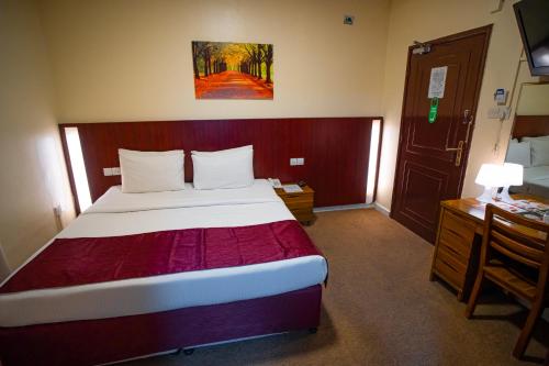 room detail thumbnail 0