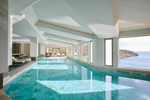 Daios Cove Luxury Resort & Villas - image 3