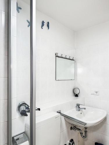 Apartment image 5