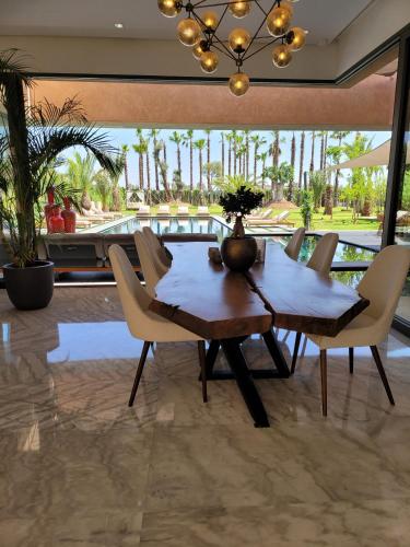 Suite with Pool View image 5
