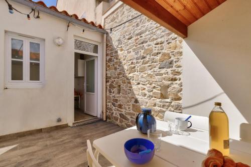 Holiday Home room in Escapade à 150m de la plage des Sables d'Olonne