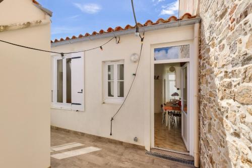 Holiday Home image 4