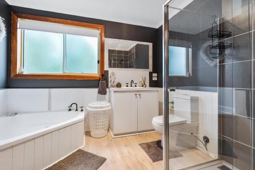 Zuhanyzó, Lavender Cove in Blackmans Öböl