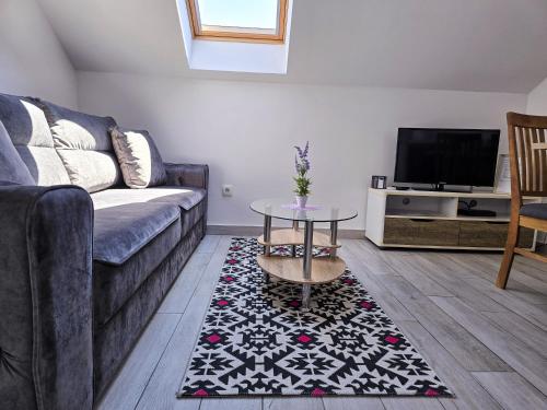 Stone House Varos Apartments, Split (photo 5)
