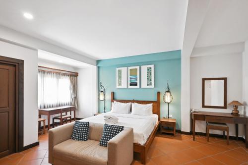 Villa Sanpakoi near Dara Academy