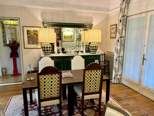 設施, La Villa de Chinon in 希農市中心