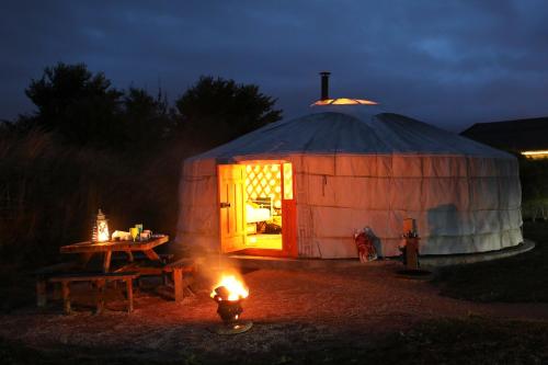 Caalm Camp in Todber