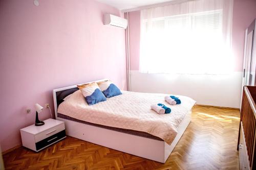 Rozina Apartment - Kazanlŭk