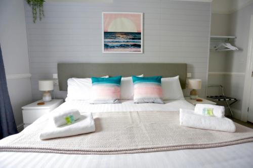 The Dolphin Hotel Exmouth – Exmouth