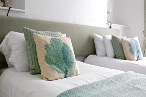 The Dolphin Hotel Exmouth – Exmouth