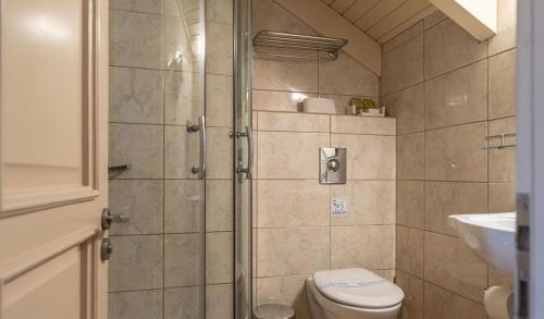 Ionian Plaza Hotel - image 14