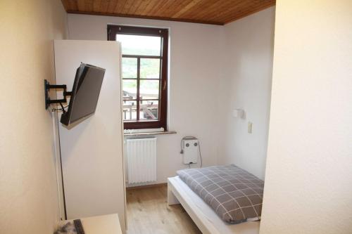 1 twin bed