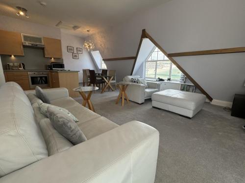 Seascape - Waterfront apartment, glorious views and parking, Dartmouth (fotografie 5)