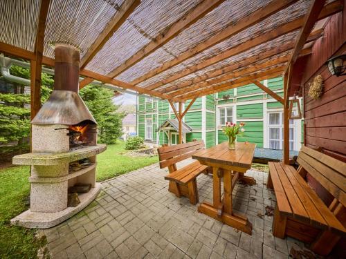 Apartment Stříbrný pramen-6 by Interhome (Apartment Stribrny pramen-6 by Interhome) in แจนสเก ลาซเน