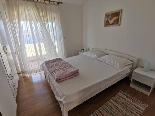 Sunny Apartment Ražanj (Sunny Apartment Razanj) in روجوزنيكا