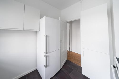 2-bed in a cosy area in Norrebro - image 12
