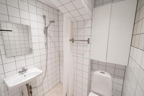 2-bed in a cosy area in Norrebro - image 5