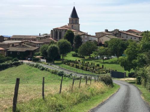 Le Jardin de Chignore - Location saisonnière - Vollore-Ville