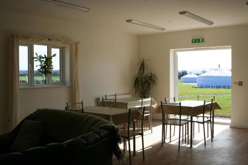 Caalm Camp in Todber