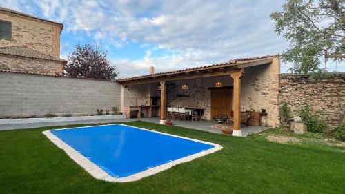 Casa Rural LA GURRIATA in Paradinas