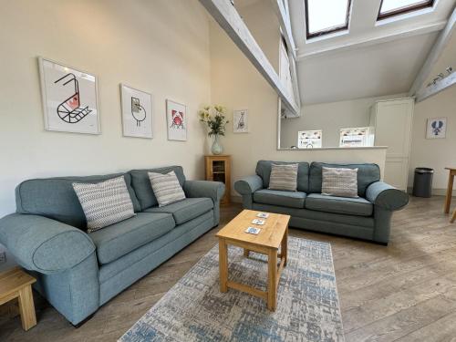 Barnfield - Beautiful Barn, River views, Close to Quay, Dittisham (zdjęcie 3)