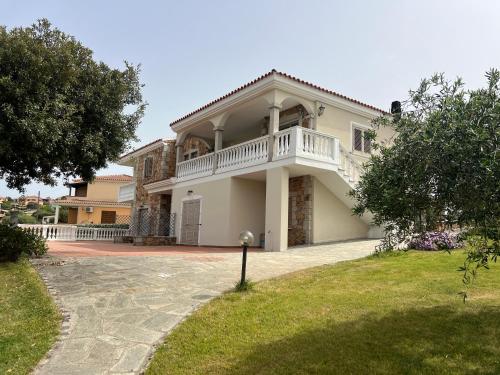 2 bedrooms, 4 beds