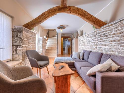 Holiday Home Narcis by Interhome in Heki
